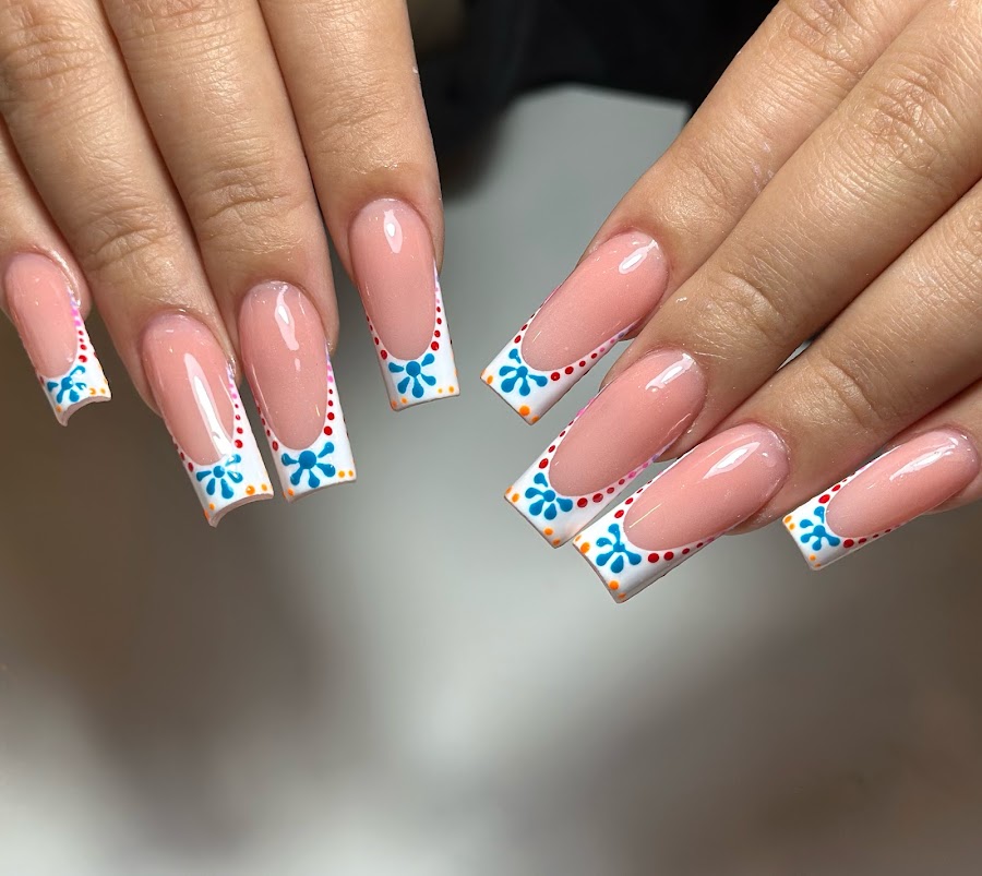 Queen nails work